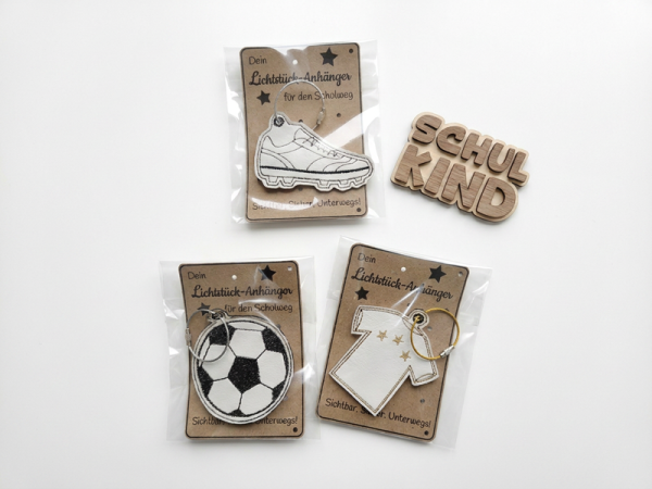 Lichtstück Anhänger Fußball - ITH-Stickdatei